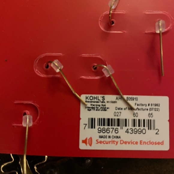 Kohl’s Celebrate Together Three Pairs Gingerbread Earrings Star Tree Boy - Picture 5 of 5